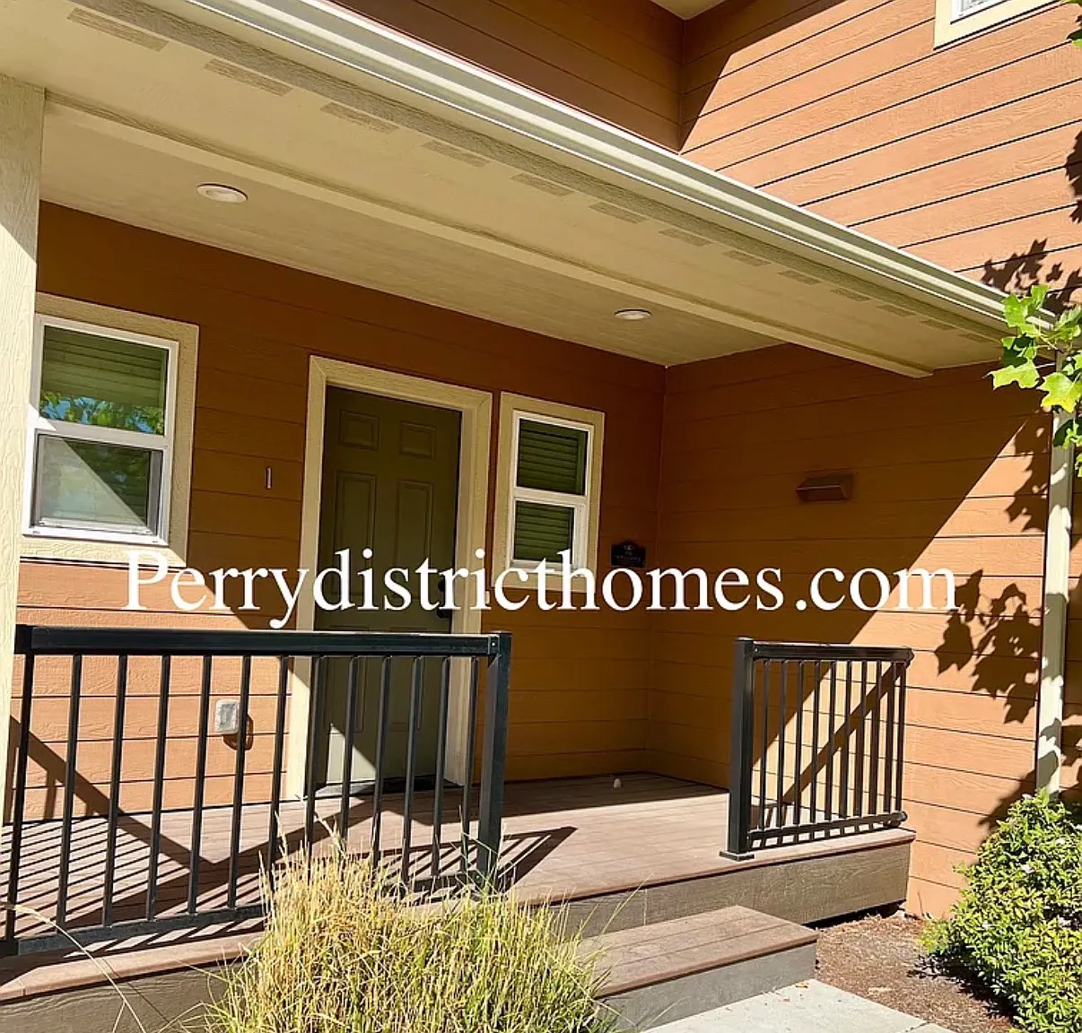 514 S Scott St — Photo 2
