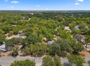 2909 N 17th St, Waco, TX 76708