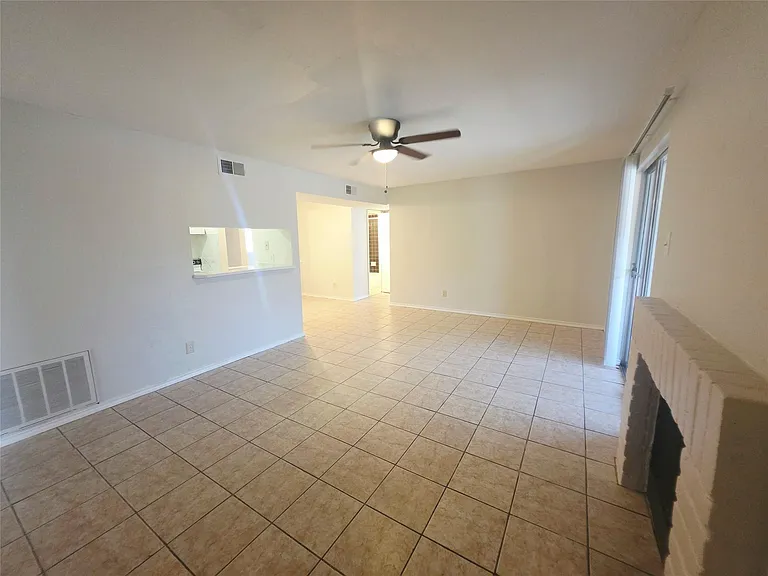 12511 Ashford Meadow Dr #C — Photo 4