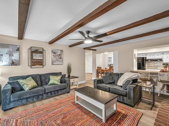 3rd image of 1490 Foster Dr