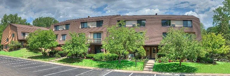 18A Brook Hill Ln — Photo 4