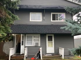 Applewood Apartments