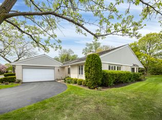 186 Briarwood Loop, Oak Brook, IL 60523