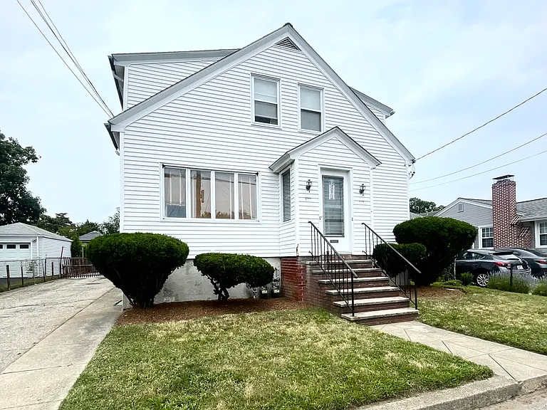 140 Fort St #1 — Photo 1