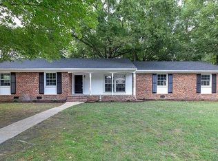 11860 Charterhouse Dr, Midlothian, VA 23113