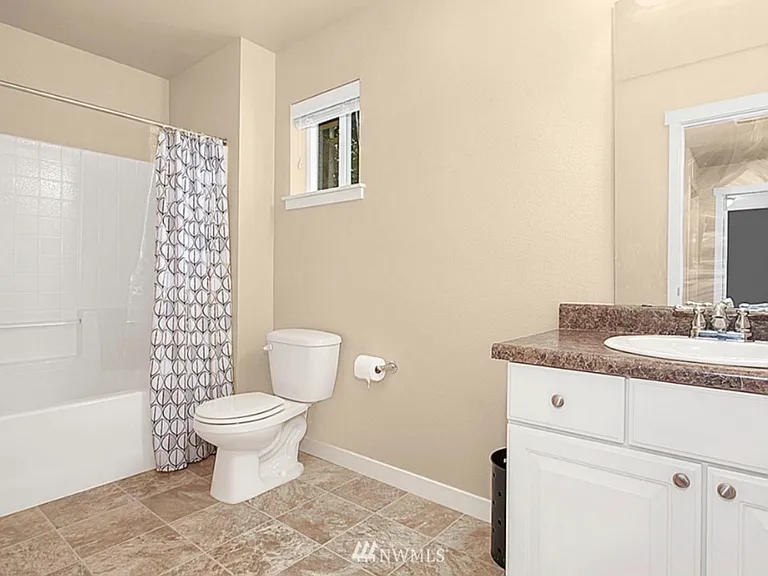 9956 244th Pl NE #98053REDMOND — Photo 8
