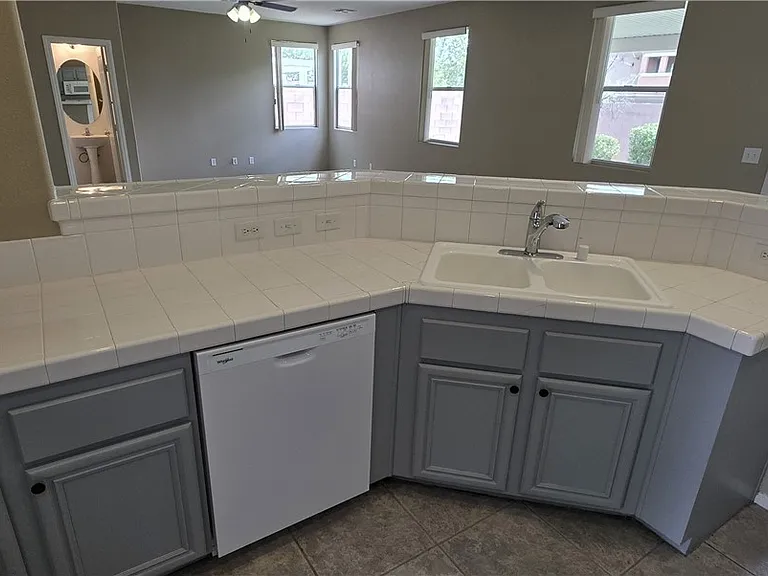 3358 Hillside Garden Dr — Photo 10