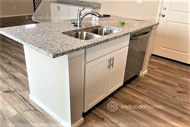 9985 Revere Ct Commerce City, CO 80022 — Photo 3