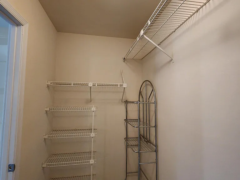 Walk in closet