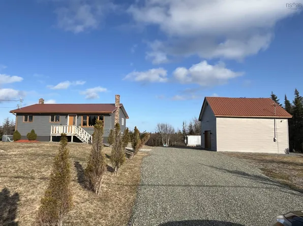 1853 Fourchu Rd, Gabarus Lake, NS B1K 2E7
