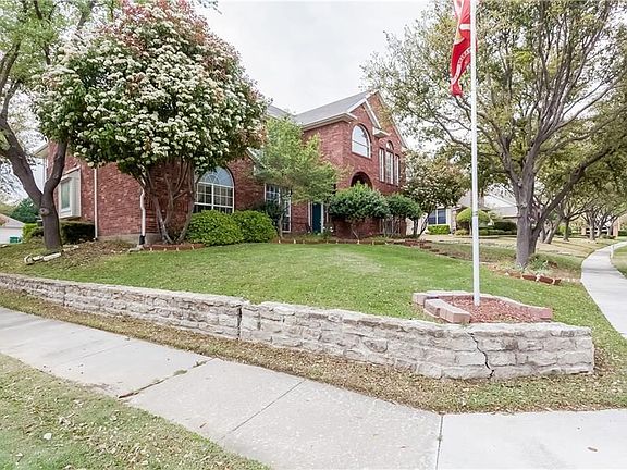 2nd image of 5925 Heron Cove Ln