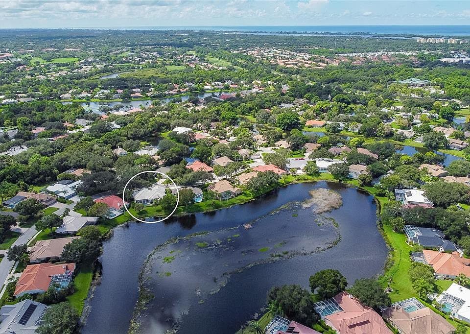 1st image of 8407 Cypress Hollow Dr