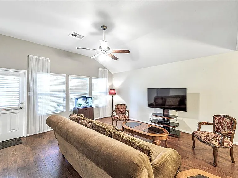 3203 Dale Ridge Trl — Photo 14