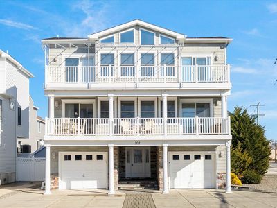 201 90th St #1, Sea Isle City, NJ, 08243
