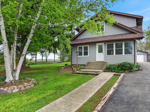 11907 254th AVENUE, Trevor, WI 53179
