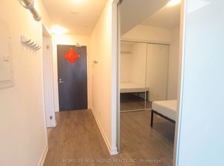 297 College St #822, Toronto, ON