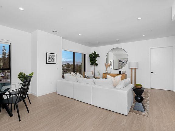 5th image of 11055 Fruitland Dr #302