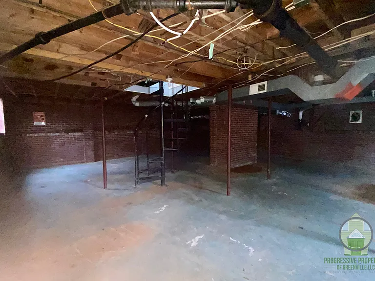 114 Keith Dr — Photo 13