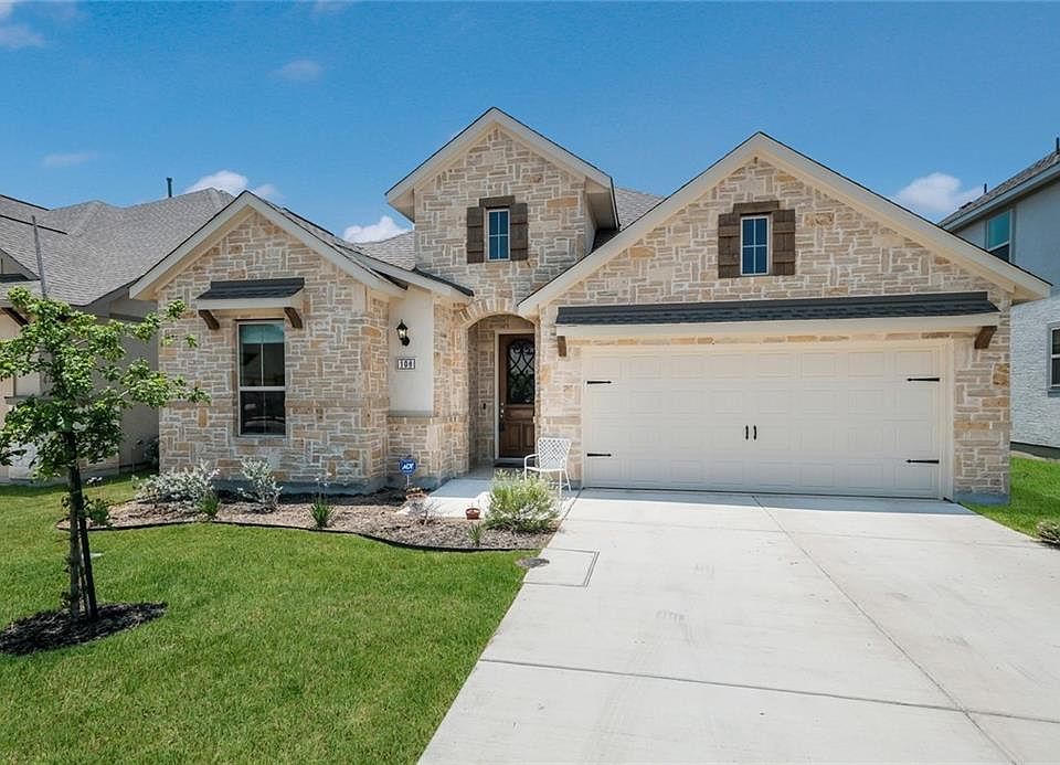 1st image of 108 Escondido