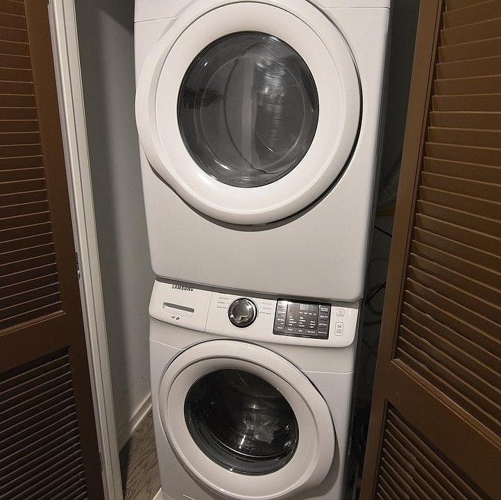 1st image of 962 Shackamaxon St #1