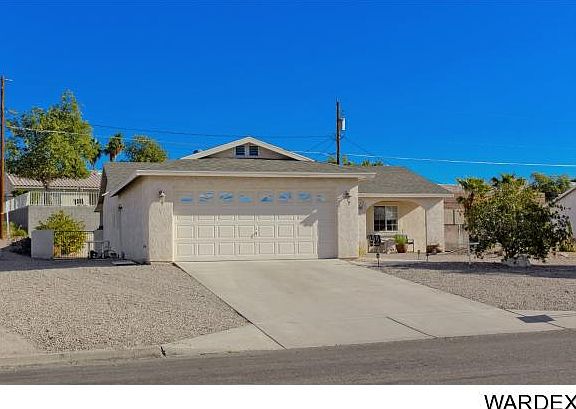 2nd image of 1220 Pueblo Dr