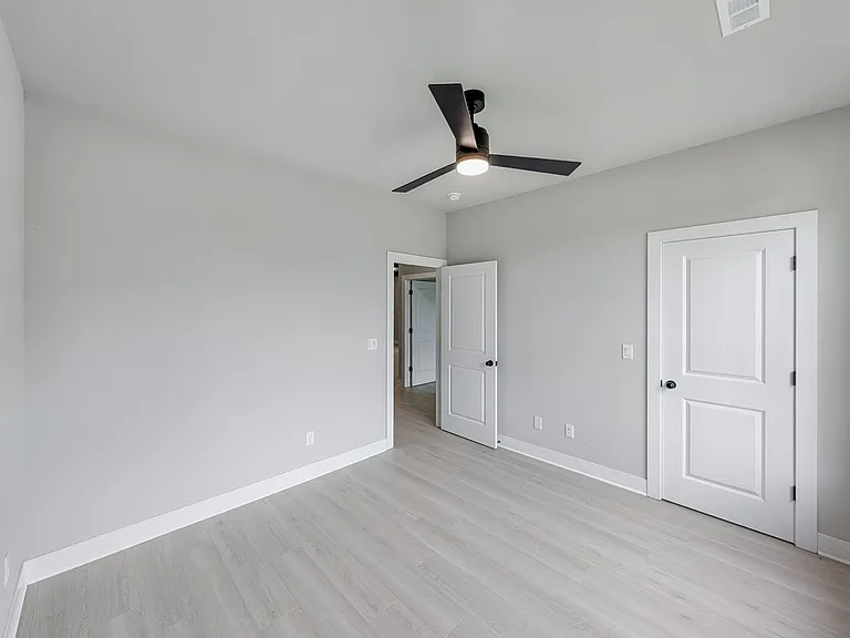 10 Olmsted Cir — Photo 24