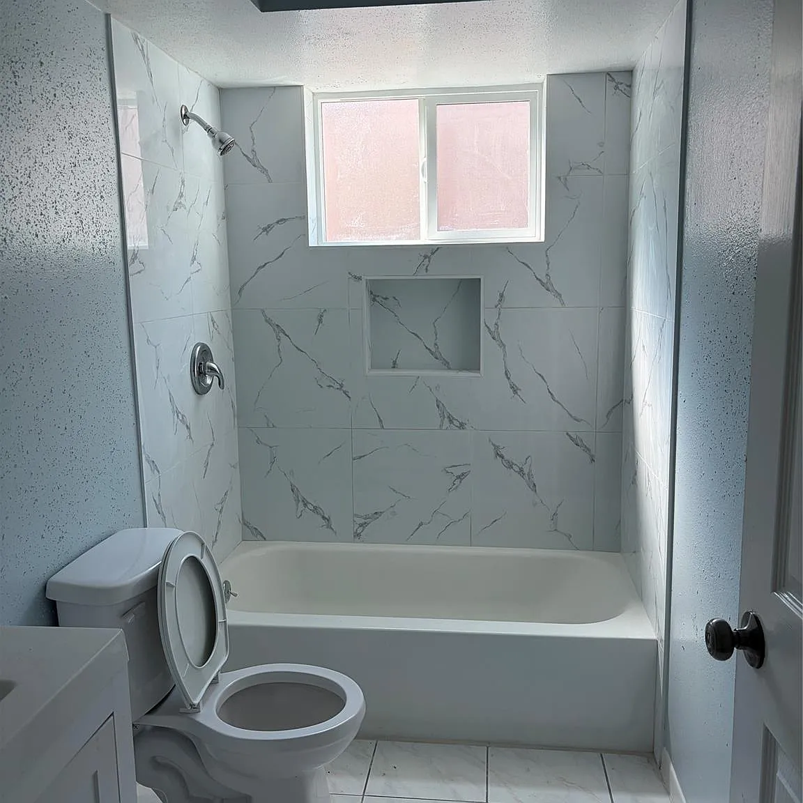 3 bed, 2.0 bath, 1675 sqft, $1,900 — Photo 4