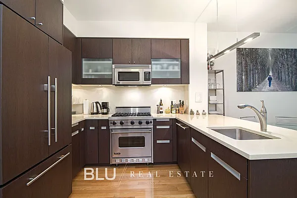 Rented by BLU Real Estate | media 19