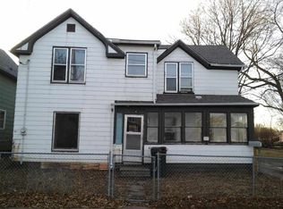 411 Logan Ave, Waterloo, IA 50703