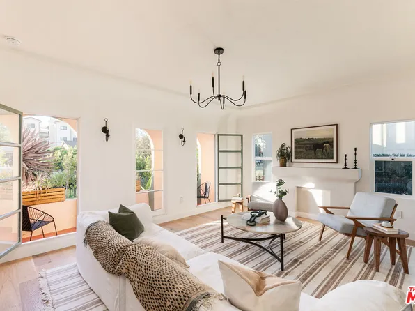 1568 S Hayworth Ave, Los Angeles, CA 90035