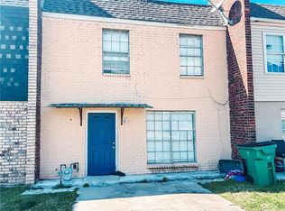 912 Ruth Dr, Westwego, LA 70094