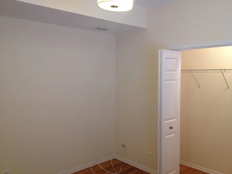 1522-28 W Greenleaf Ave #2W — Photo 13