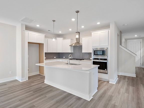 The Greenville - Kitchen