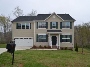 451 Mahogany Dr, Thomasville, NC 27360