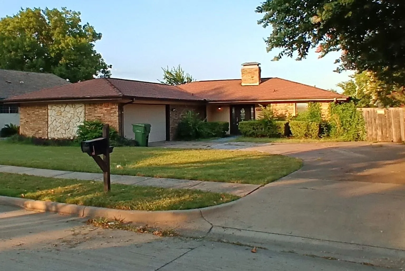 3 Bedroom, 2 Bath, 2 Car Garage near Lake Ray Hubbard — Photo 1