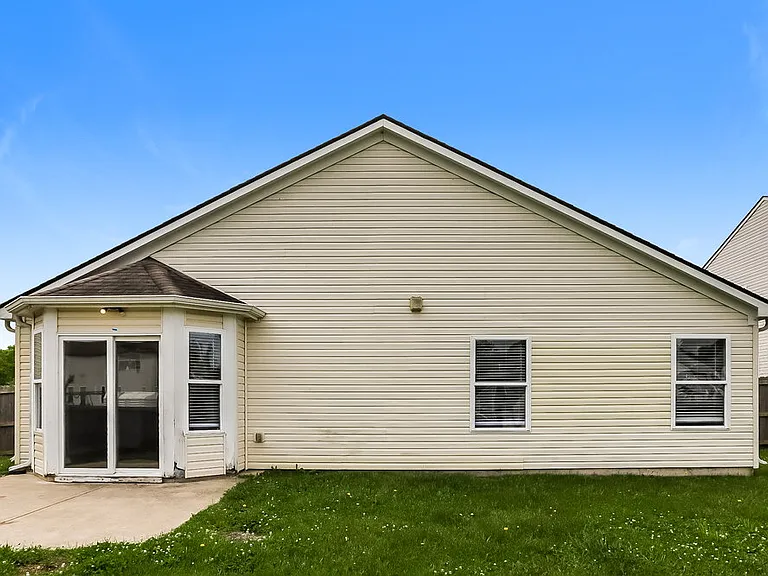 6430 Glory Maple Ln — Photo 16