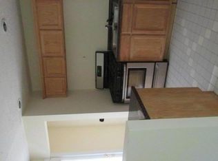 1808 Miller Dr, Lawrence, KS 66044