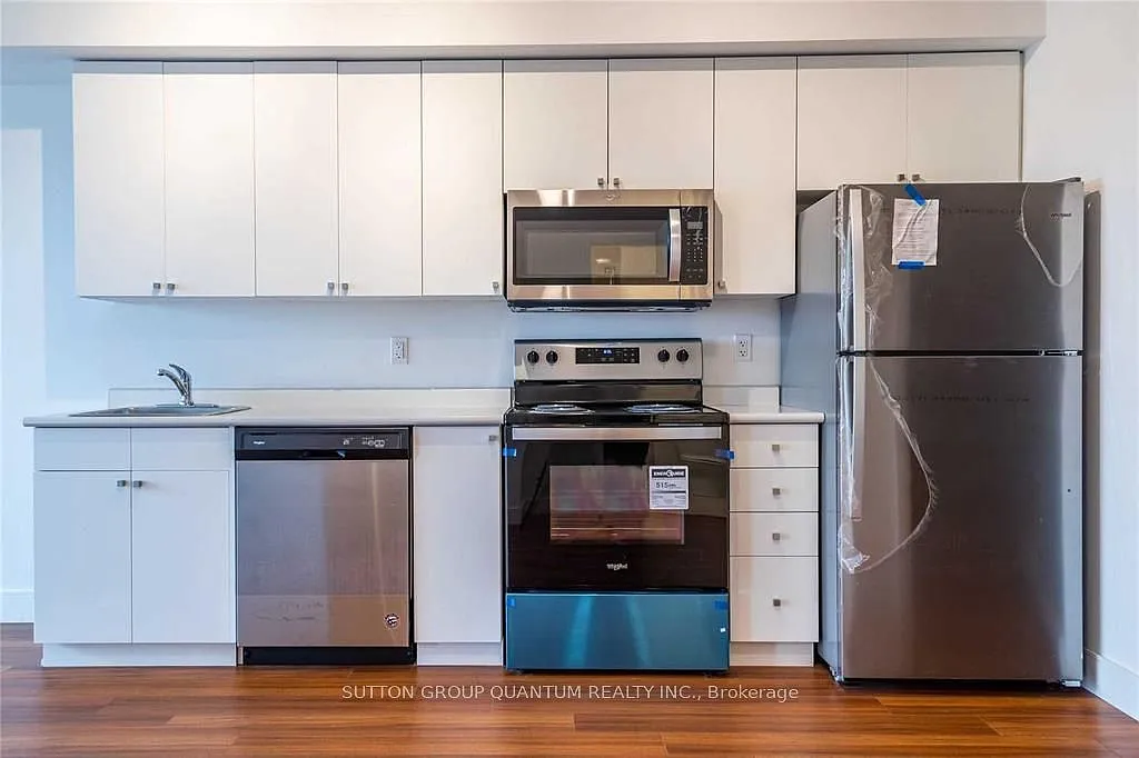 2 bed, $1,800 — Photo 4