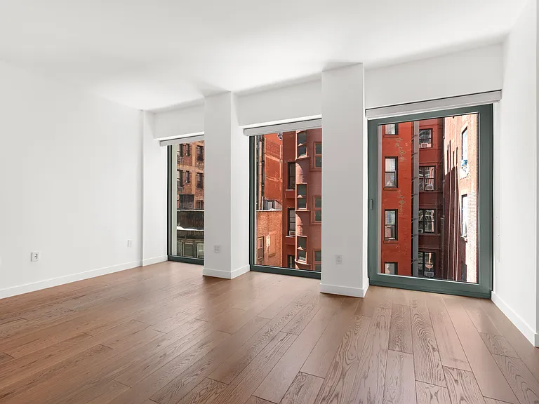 30 E 31st St #6B — Photo 1
