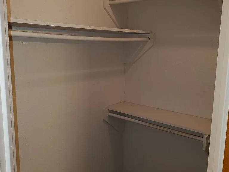 4200 Pyracantha Dr — Photo 10