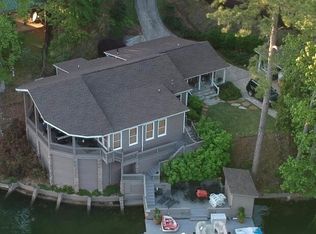 385 Lakeview Rd, Alexander City, AL 35010