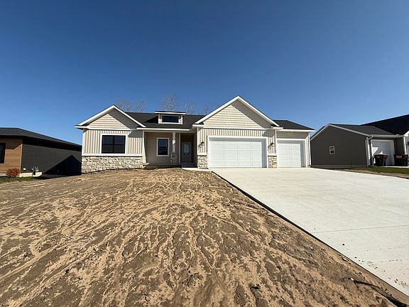 2nd image of 3739 Teton Dr