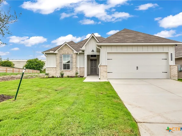 126 University Ave, Troy, TX 76579