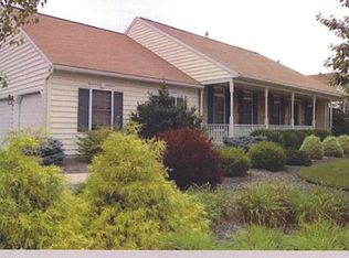 265 Longleaf Dr, Blandon, PA 19510