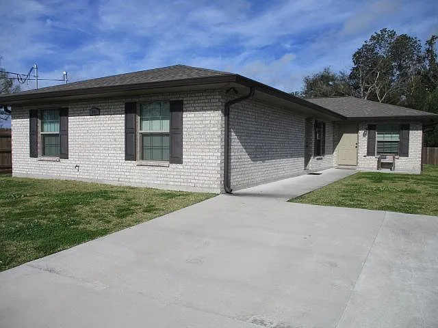 116 P St #B