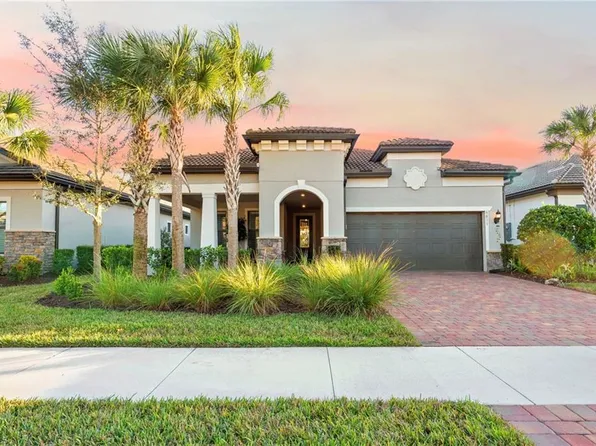 9811 Everglades DR, NAPLES, FL 34120