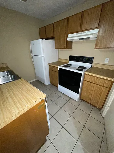 1421 Lake Calais Ct #K Photo 1 1421 Lake Calais Ct #K Photo 1