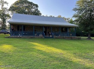 14 Carl Taylor Rd, Wiggins, MS 39577