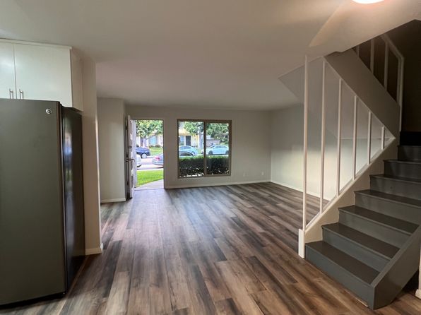 230 Rancho Dr