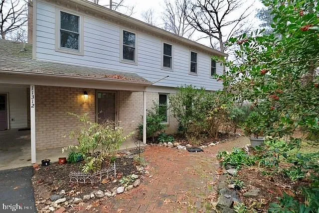 4 bed, 3.5 bath, 2868 sqft, $4,600 — Photo 2